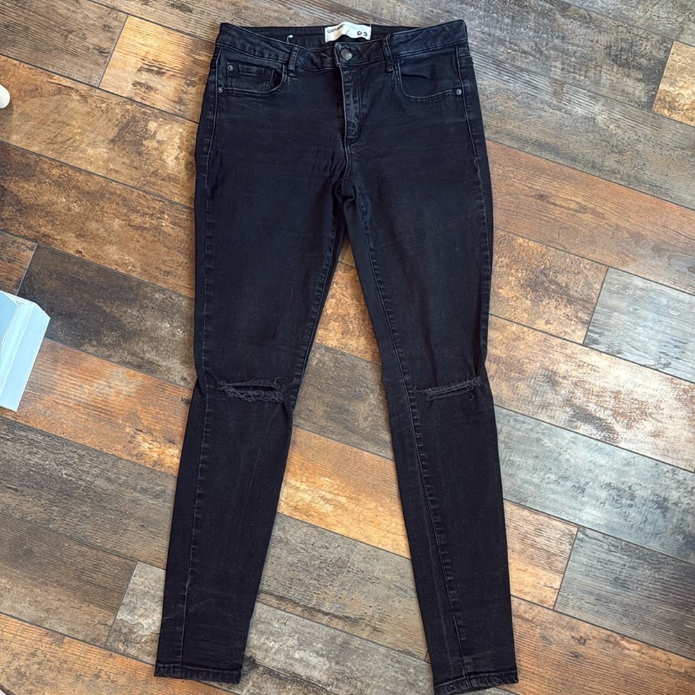 Women's Black Skinny Jeans